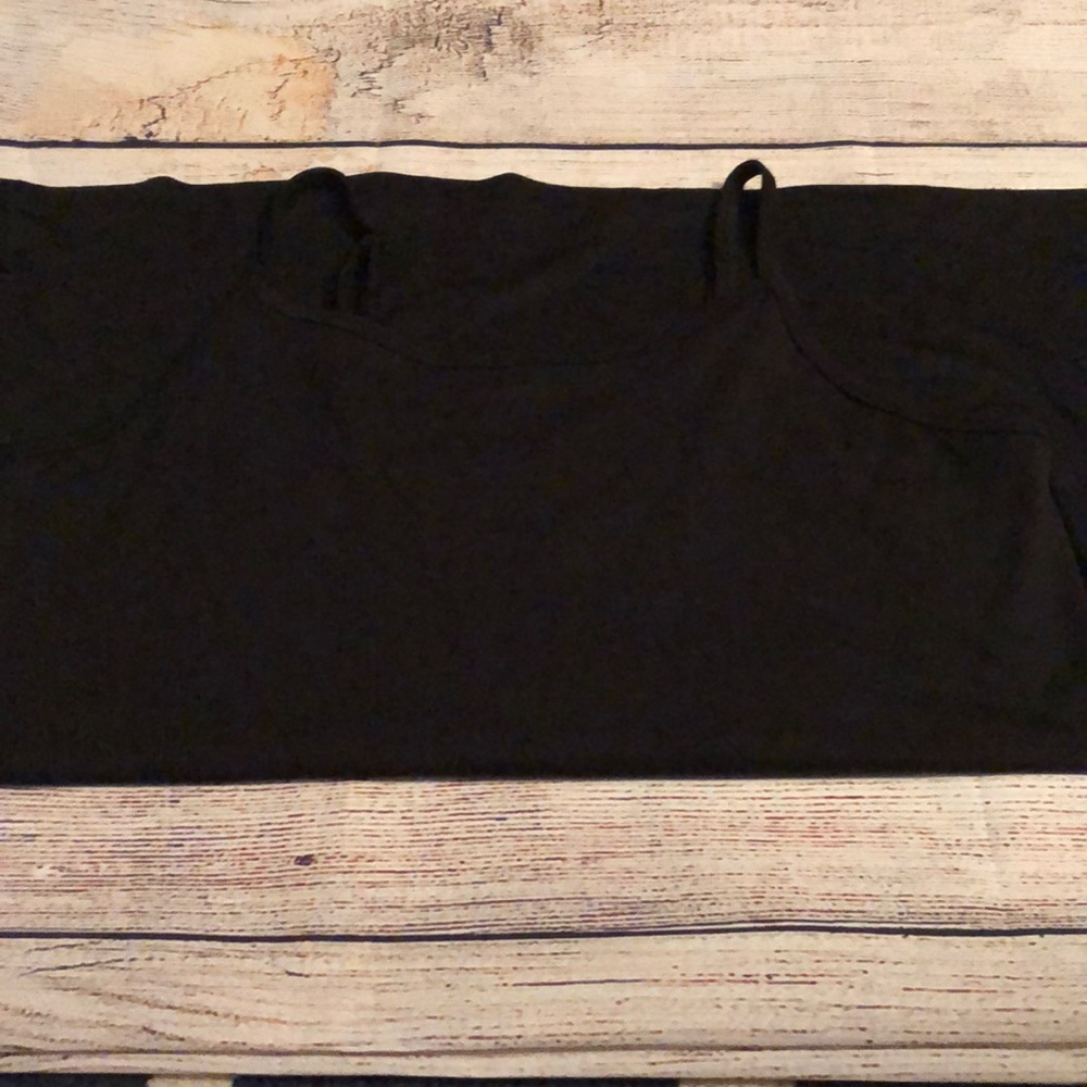 1x tank top